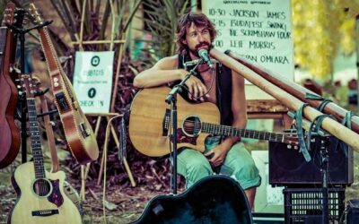 BUSKERS BY THE CREEK