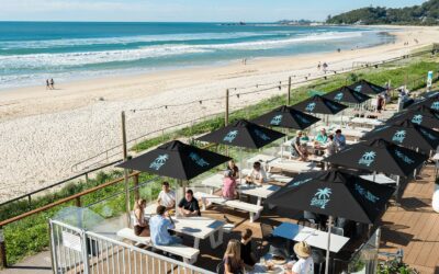 First night at Currumbin Sands: dinner between the surf clubs